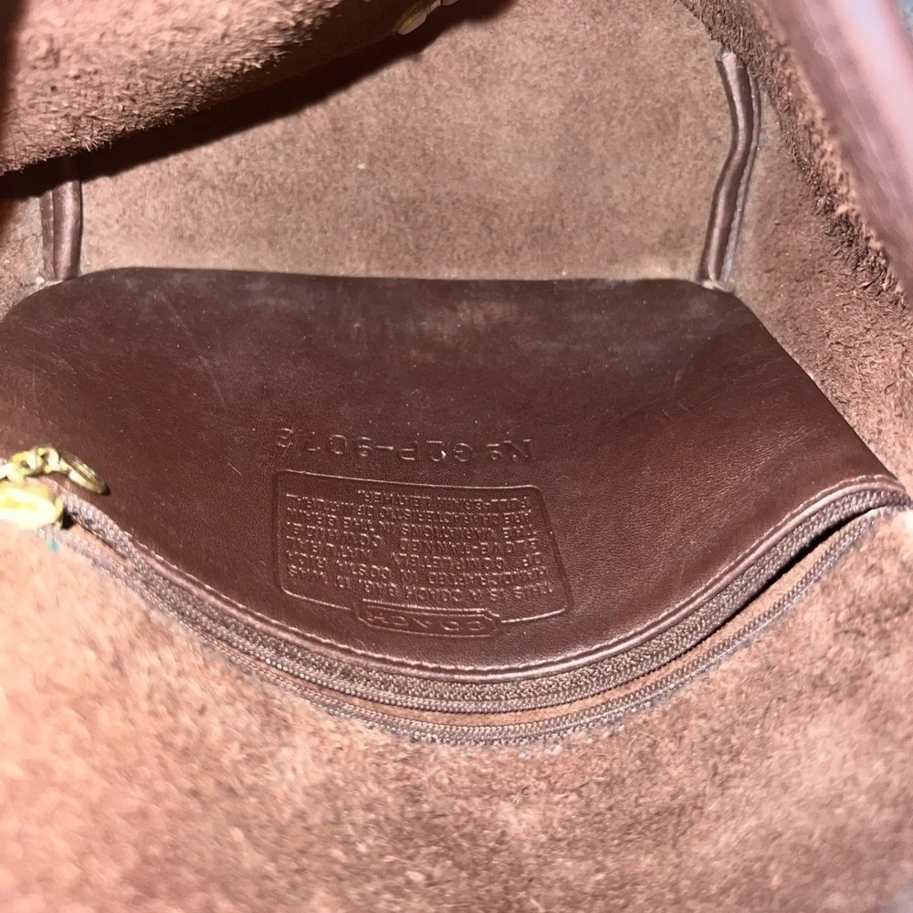 Vintage Coach #9076 Brown Leather Messenger Bag with Adjustable Strap